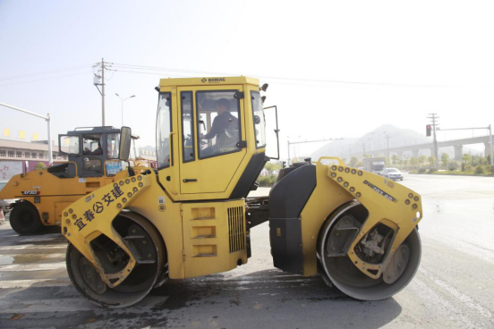 寶馬格雙鋼輪壓路機