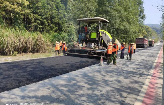 S223宜安路，油面攤鋪